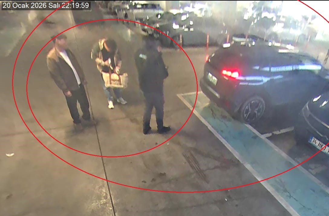 I S T A N B U L C I N L I I S I N S A N I C I N A Y E T I N D E S U 1183743 351662